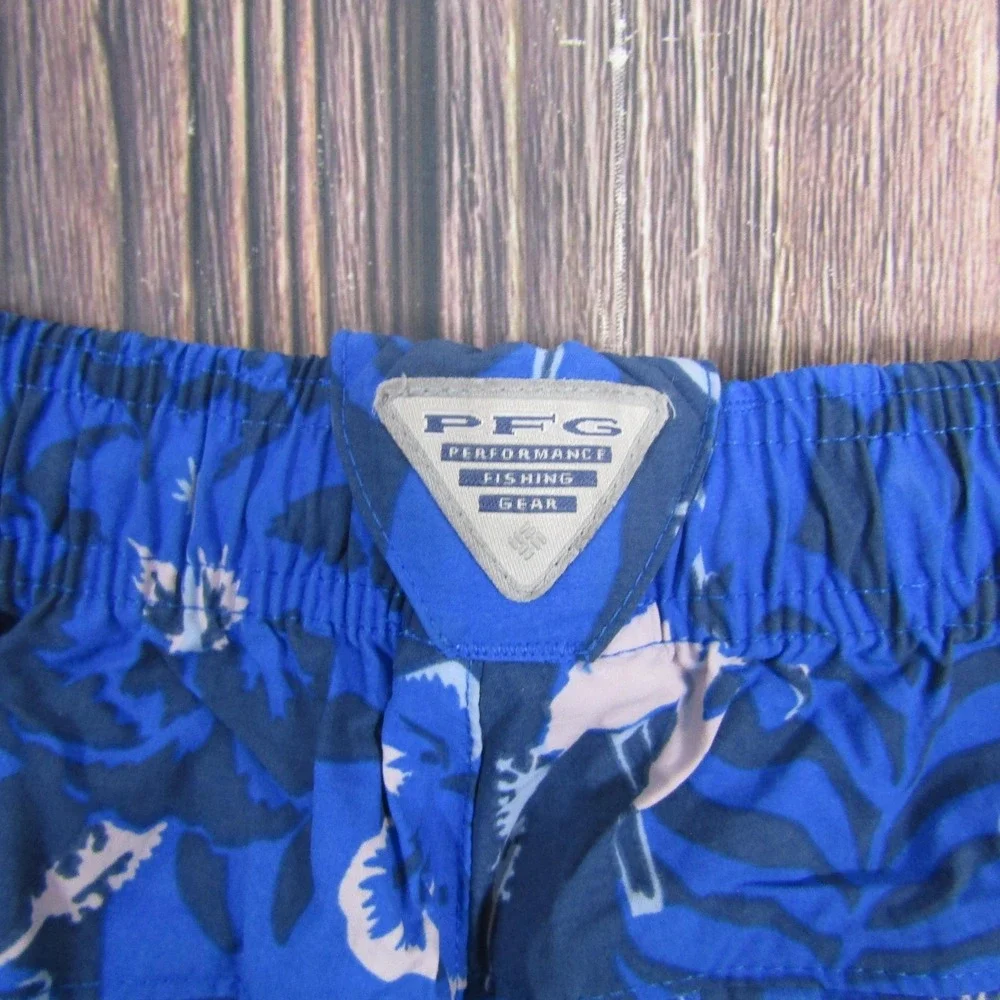 Columbia Swim Trunks Mens XS Blue Floral PFG Fishing Shorts Mesh Lined Quick Dry
